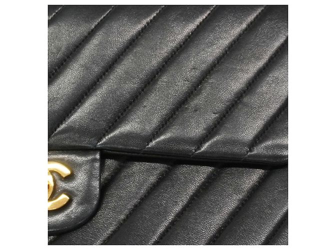 Borsa a tracolla Chanel in pelle d'agnello nera Nero - vista 12