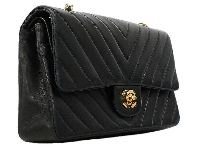 Borsa a tracolla Chanel in pelle d'agnello nera Nero - vista 2