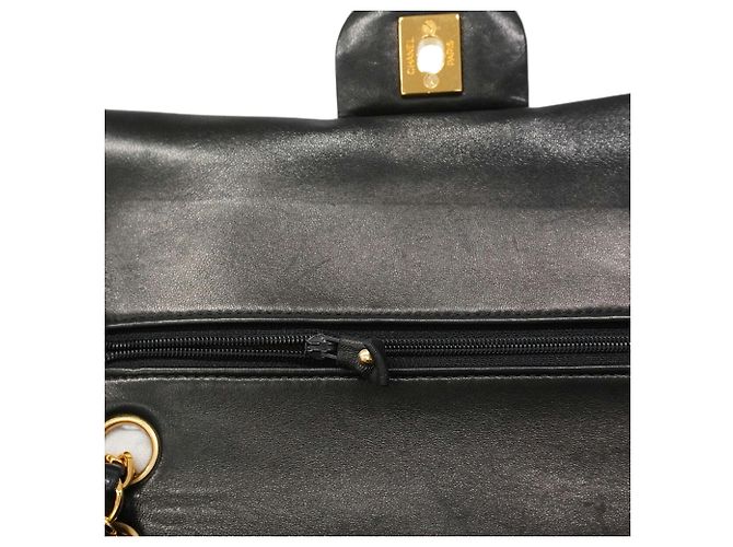 Borsa a tracolla Chanel in pelle d'agnello nera Nero - vista 9