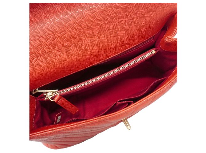 Borsa Chanel in pelle di vitello grana rossa Rosso - vista 4