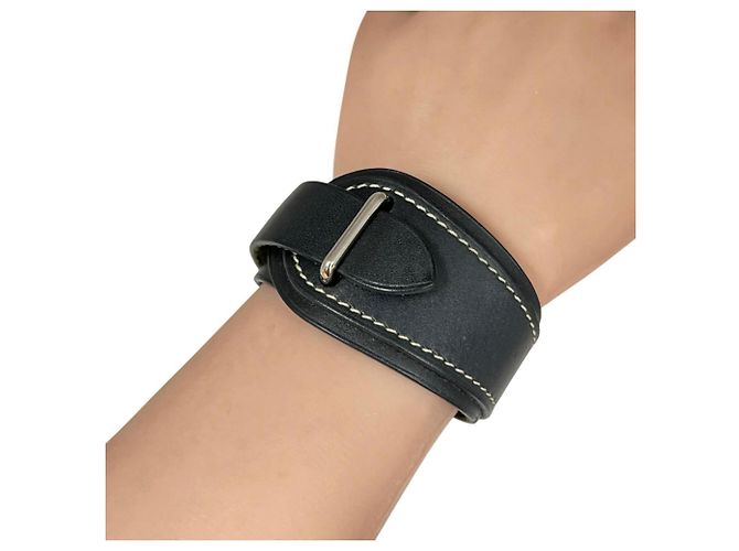 Hermès Pulseira de berloques Hermes em couro Box Calf preto - vista 4