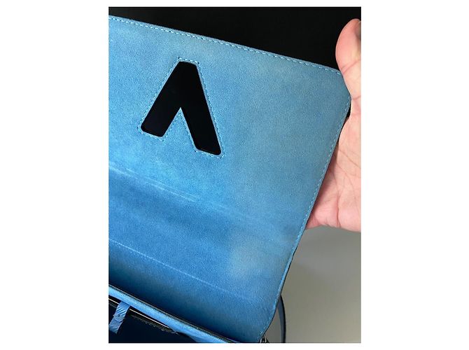 Borsa Louis Vuitton Twist MM Pelle Epi Blu Uccelli - vista 11