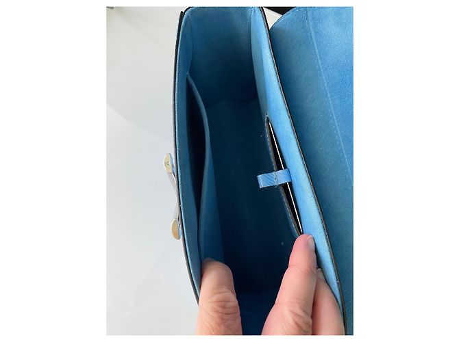 Borsa Louis Vuitton Twist MM Pelle Epi Blu Uccelli - vista 13