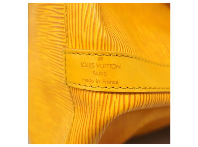 Noe Borsa a tracolla Louis Vuitton Epi Petit Noé Giallo - vista 5