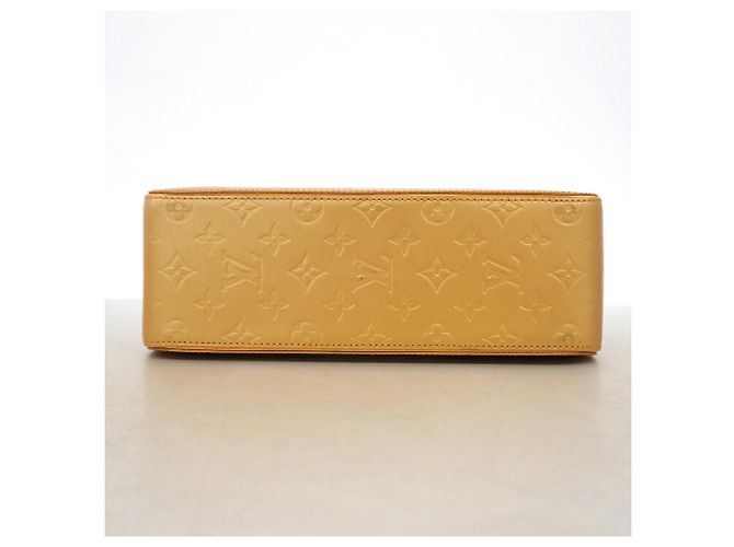 Bolso Louis Vuitton Monogram Mat Shelton - vista 3