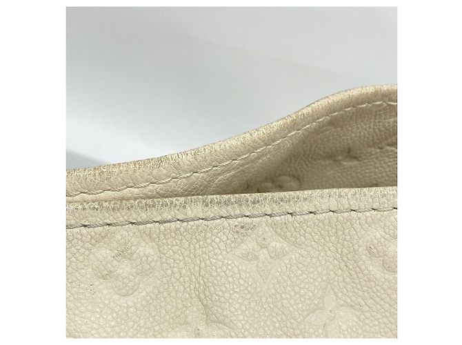 Louis Vuitton Monogram Empreinte Artsy MM Schultertasche Weiß - Ansicht 11