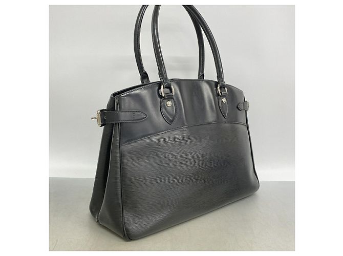 Bolso Louis Vuitton Epi Passy GM Negro - vista 2