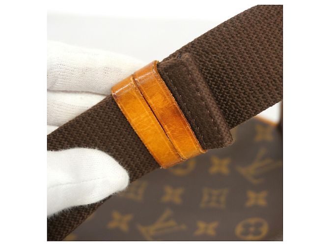 Borsa Louis Vuitton Monogram Pochette Gange Marrone - vista 9
