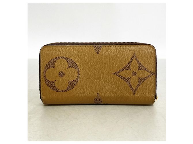 Cartera Zippy Louis Vuitton Monogram Giant Reverse Castaño - vista 8