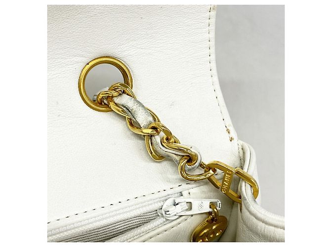 Borsa a tracolla Chanel Diana Chain Bianco - vista 10