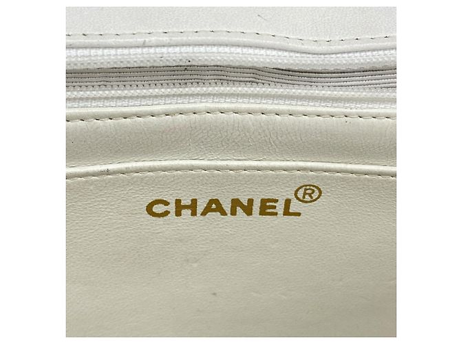 Borsa a tracolla Chanel Diana Chain Bianco - vista 5