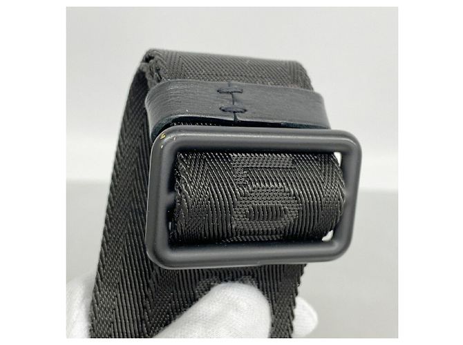 Borsa a tracolla Louis Vuitton Monogram Shadow Racer Nero - vista 10