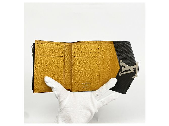 Portafoglio Louis Vuitton Tri-fold Nero - vista 3