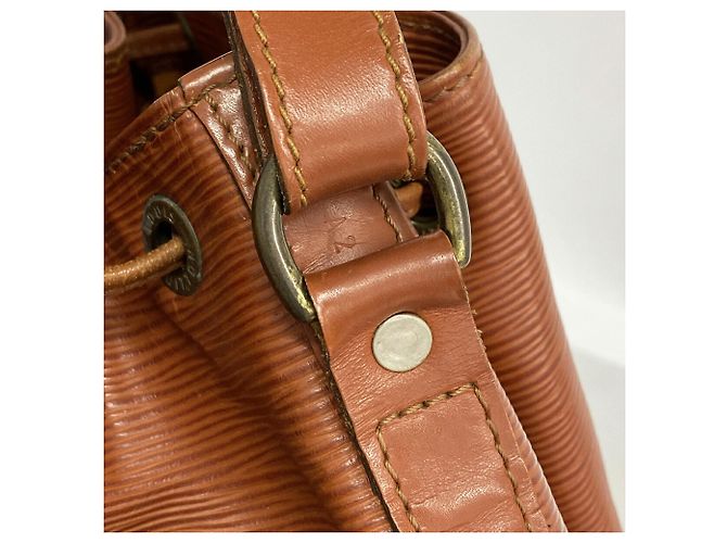 Noe Louis Vuitton Epi Petit Noé Schultertasche Braun - Ansicht 10