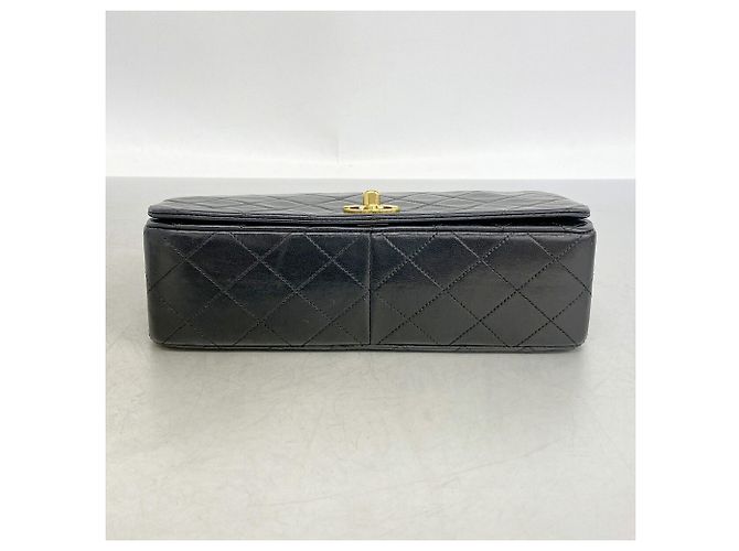Timeless Bolsa de Ombro com Corrente Chanel Matelassé Preto - vista 3