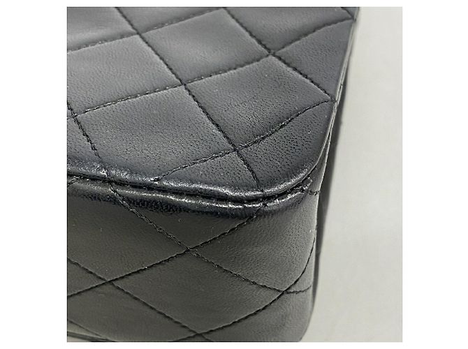 Timeless Bolsa de Ombro com Corrente Chanel Matelassé Preto - vista 6