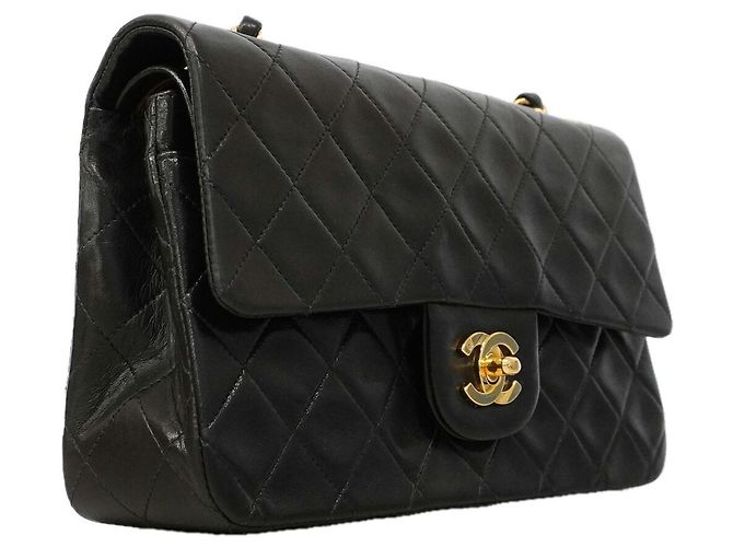 Borsa a tracolla Chanel Matelassé in pelle d'agnello nera Nero - vista 2