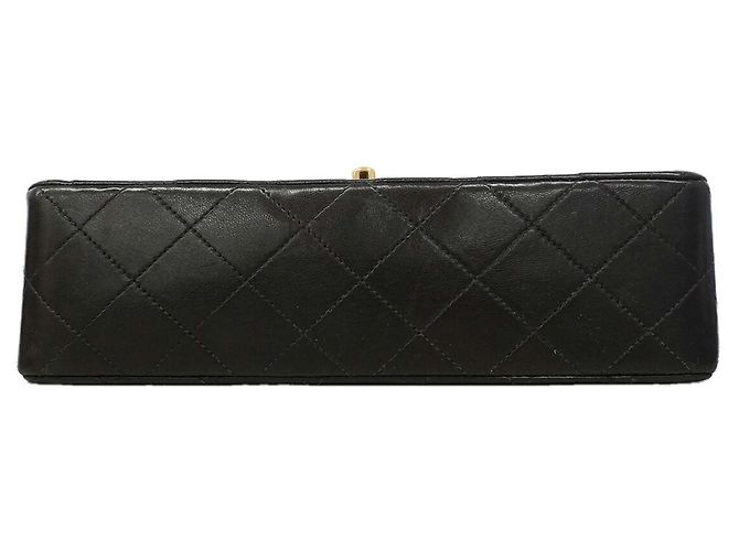 Borsa a tracolla Chanel Matelassé in pelle d'agnello nera Nero - vista 3