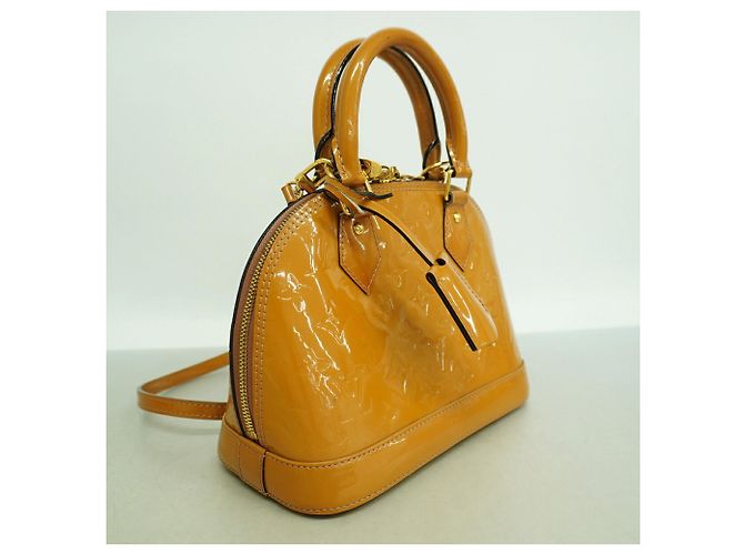 Borsa Louis Vuitton Alma BB Vernis in Rose Velours Rosa - vista 2
