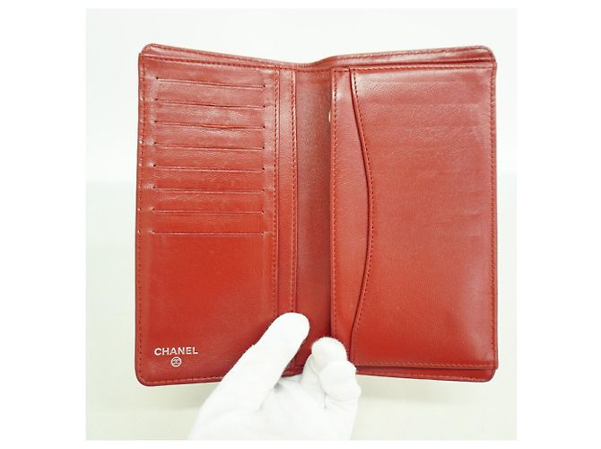 Cartera larga Chanel Matelassé de piel de cordero Roja - vista 3