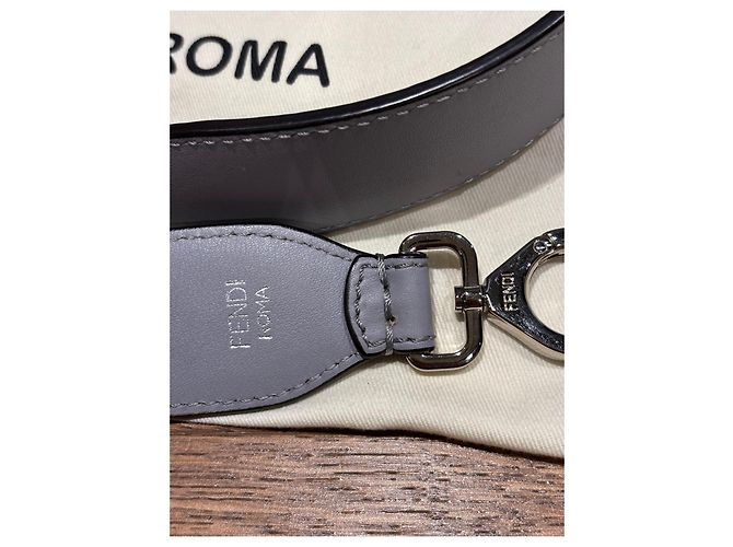 Fendi Peekaboo graue Lederhandtasche - Ansicht 12