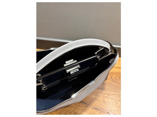 Fendi Peekaboo graue Lederhandtasche - Ansicht 6
