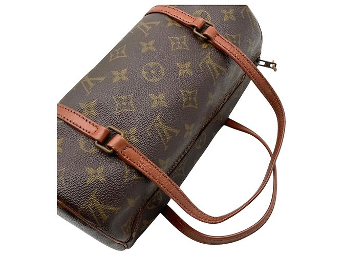 Bolsa Louis Vuitton Papillon 26 Monogram Marrom Monograma - vista 5