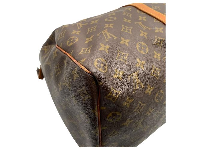 Bolsa Boston Louis Vuitton Keepall 50 Monogram Marrom Monograma - vista 12