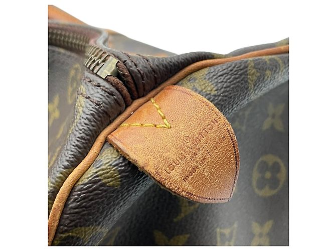 Bolsa Boston Louis Vuitton Keepall 50 Monogram Marrom Monograma - vista 16