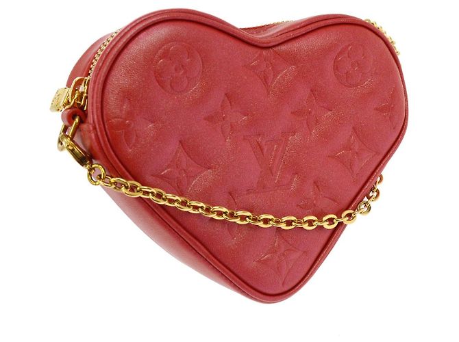 Louis Vuitton Coeur Heart on Chain Monogram Embossed Lambskin Roja - vista 2