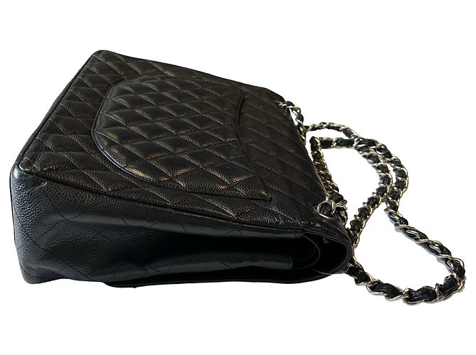 Chanel Timeless - Classic Double Flap Quilted Caviar Maxi 33 x 23 x 10 Nero - vista 5
