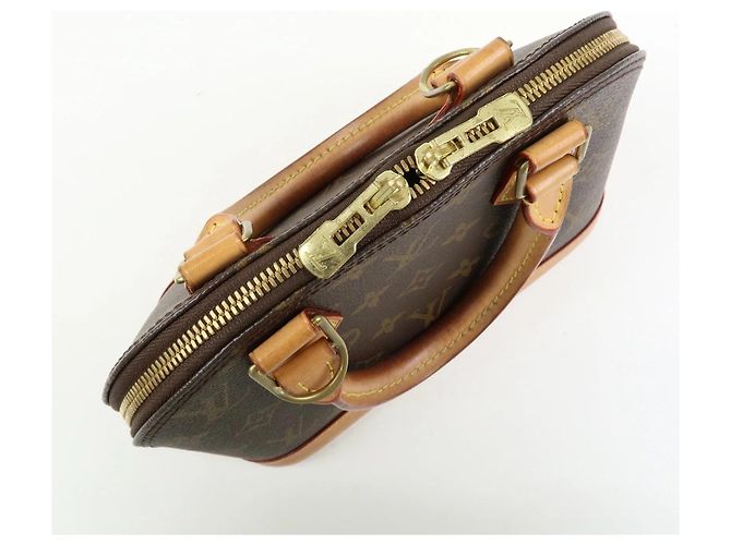 Louis Vuitton Alma BB Monogram Castaño - vista 5