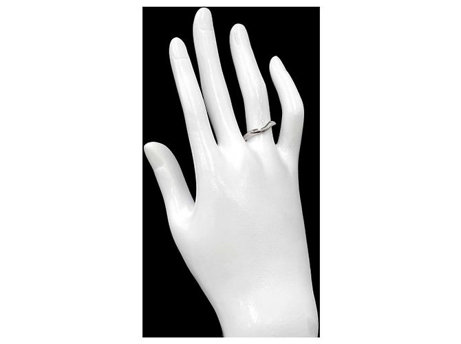 Autre Marque Tiffany & Co. Curved Band Ring aus Platin - Ansicht 7