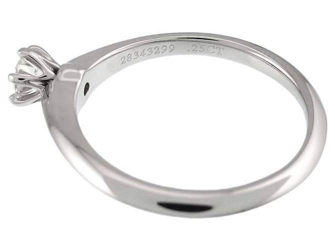 Autre Marque Tiffany & Co. Platin-Solitärring mit Diamant - Ansicht 4