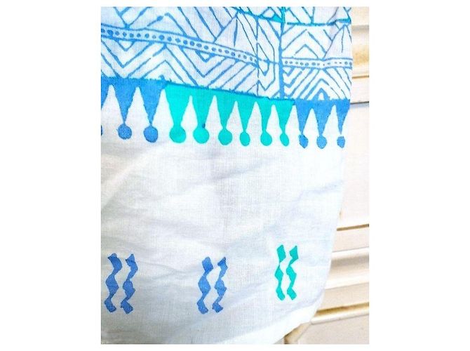 Antik Batik by Monoprix Vestido Oversize Estampado Geométrico Blanco Azul Verde - vista 8