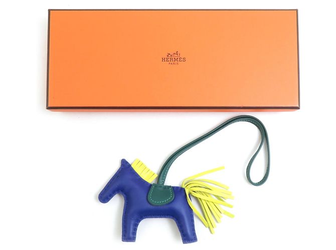 Hermès Hermes Rodeo PM Handbag Charm Verde Amarillo Azul marino - vista 8