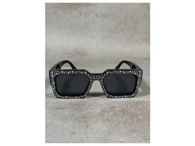 Louis Vuitton Occhiali da Sole Quadrati Perle e Strass SS24 Nero Silver hardware - vista 5