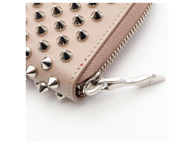 Cartera larga redondeada Christian Louboutin PANETTONE Spike Stud Beige - vista 7