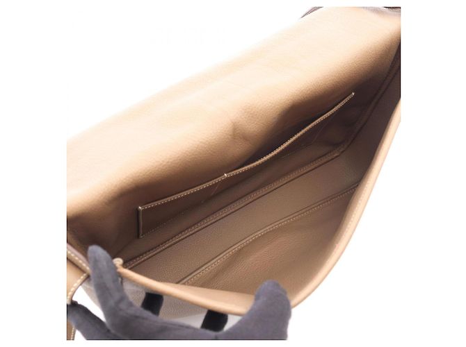 Hermès Hermes Victoria Messenger Schultertasche Braun Taupe - Ansicht 3