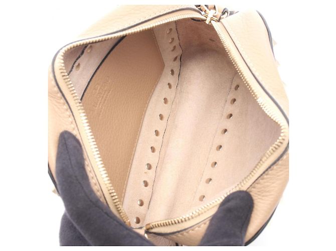 Bolso Camera Valentino Rockstud Beige - vista 3