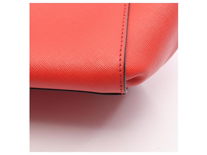 MCM 2-Way Lederhandtasche in Rot - Ansicht 6