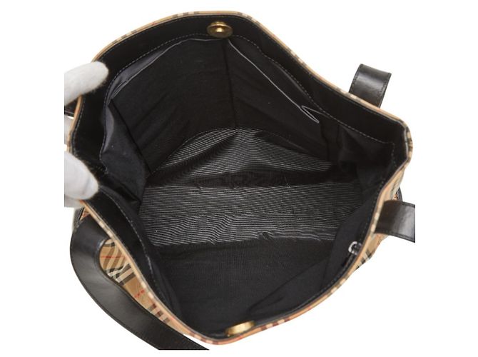 Saco Tote Burberry Nova Check Preto Bege - vista 9