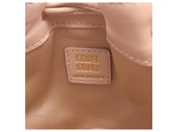 Bolso Pouch Miu Miu Matelassé Rosa - vista 4