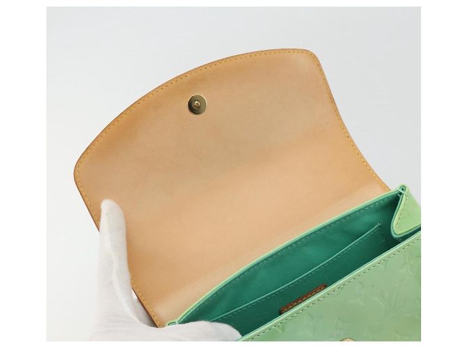 LOUIS VUITTON Vernis Biscayne Bay PM Shoulder Bag Peppermint M91289 Auth ep15577 Green - view 16
