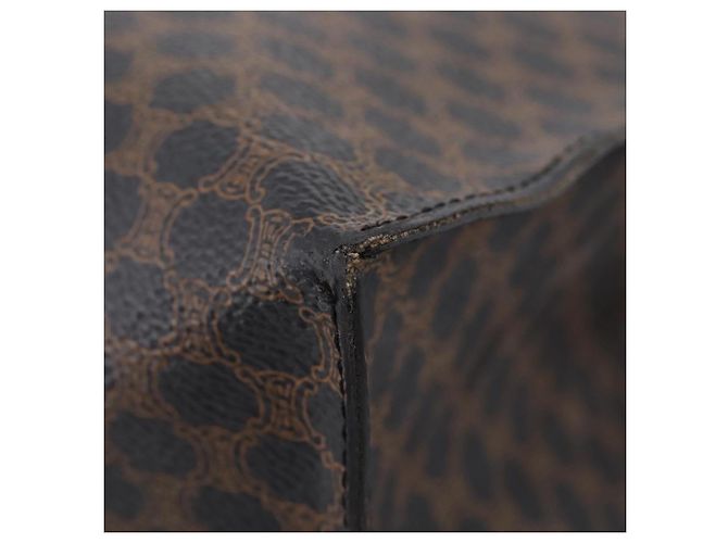 Céline CELINE Macadam Canvas Tote Bag PVC Leder Schwarz Gold Auth 203654A Golden - Ansicht 12