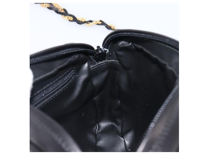 Bolsa de Ombro com Corrente BALLY em Couro Preto e Dourado Auth BA15570A - vista 18