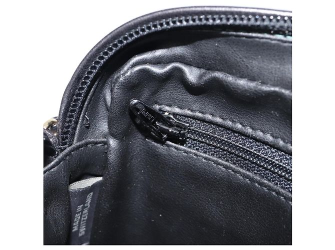 Bolsa de Ombro com Corrente BALLY em Couro Preto e Dourado Auth BA15570A - vista 20