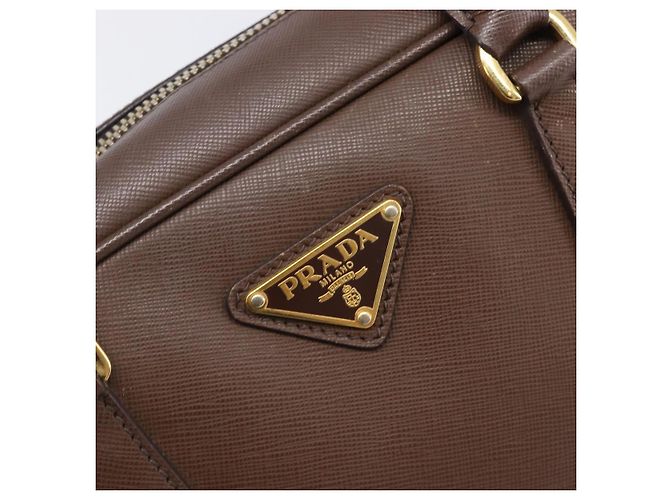 Borsa a mano PRADA Galleria in pelle Saffiano Marrone Oro Auth 204156A D'oro - vista 17