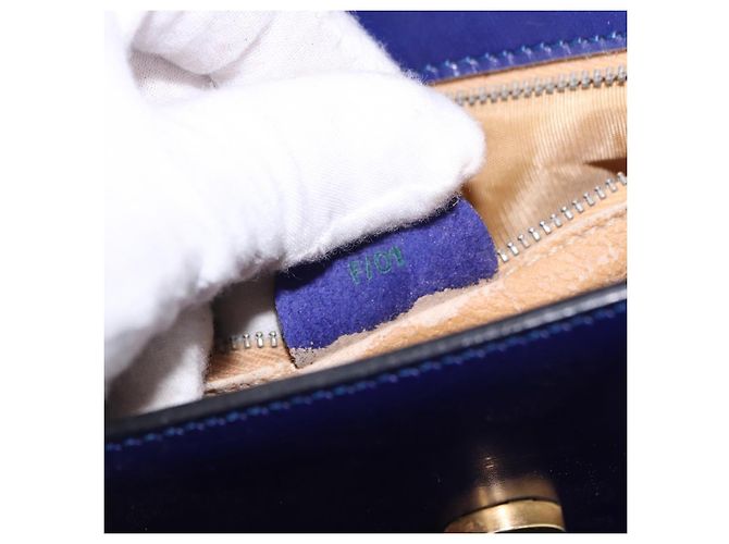 Céline Bolsa de Ombro CELINE Circle em Couro Azul Tom Dourado Auth gh2238 - vista 22