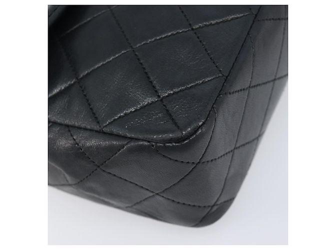 Borsa a tracolla CHANEL Mini Matelasse 20 Chain in pelle d'agnello nera e oro CC Auth 204583V Nero - vista 12